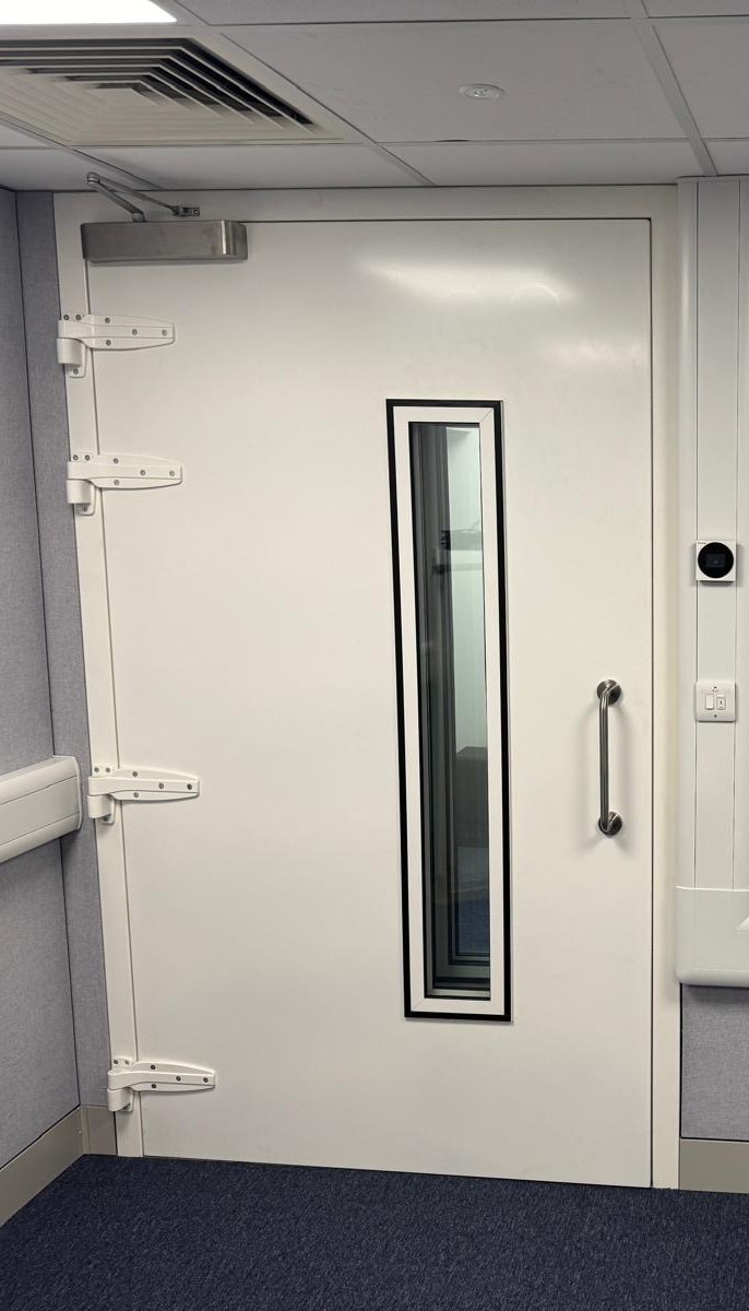 Single leaf audiology door