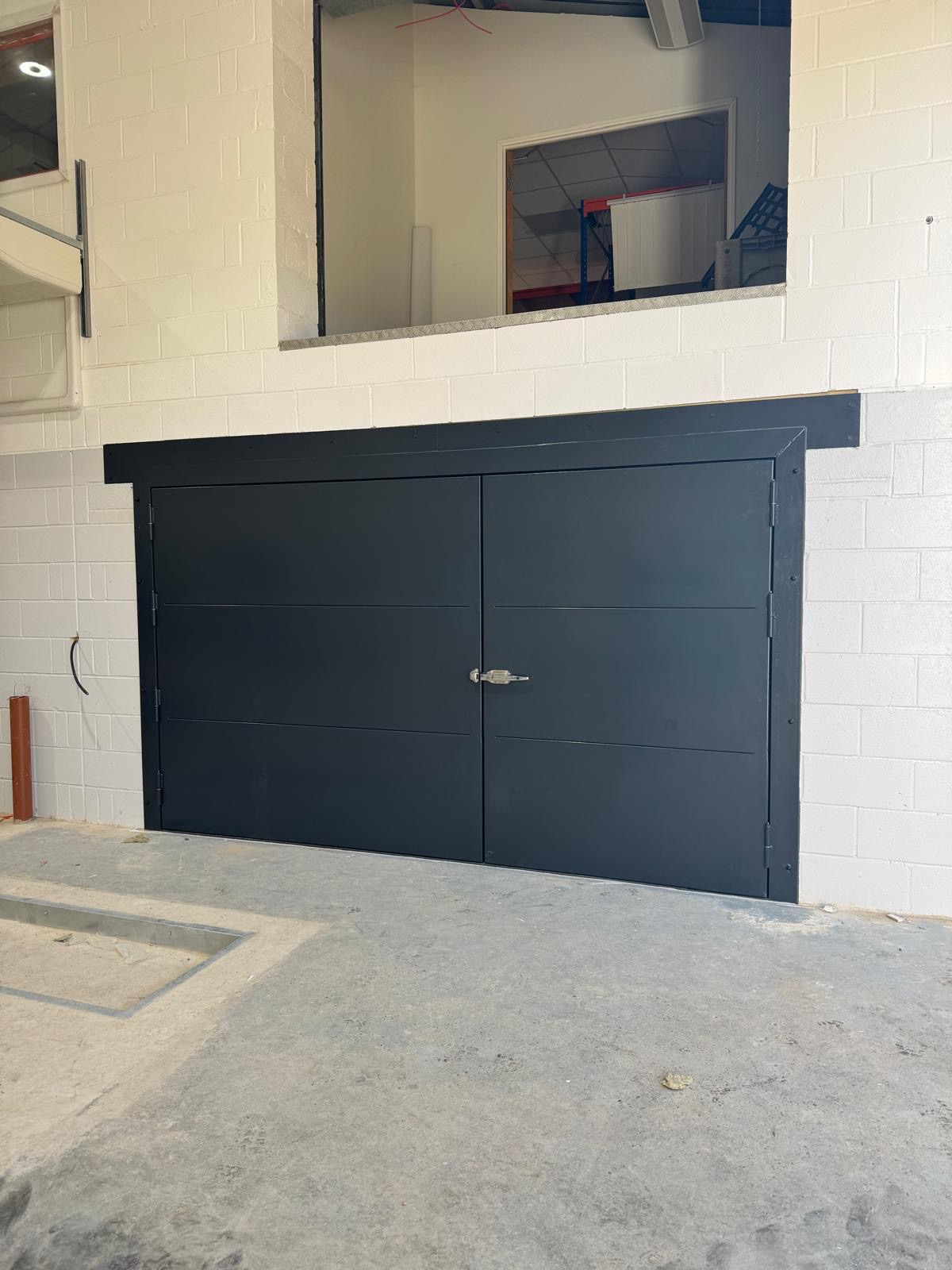 Large industrial acoustic doors